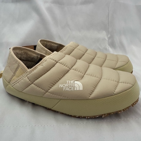 The North Face Women’s Thermoball Mule Quilted Slip-On Shoes in Gravel. NWT! - Picture 6 of 9